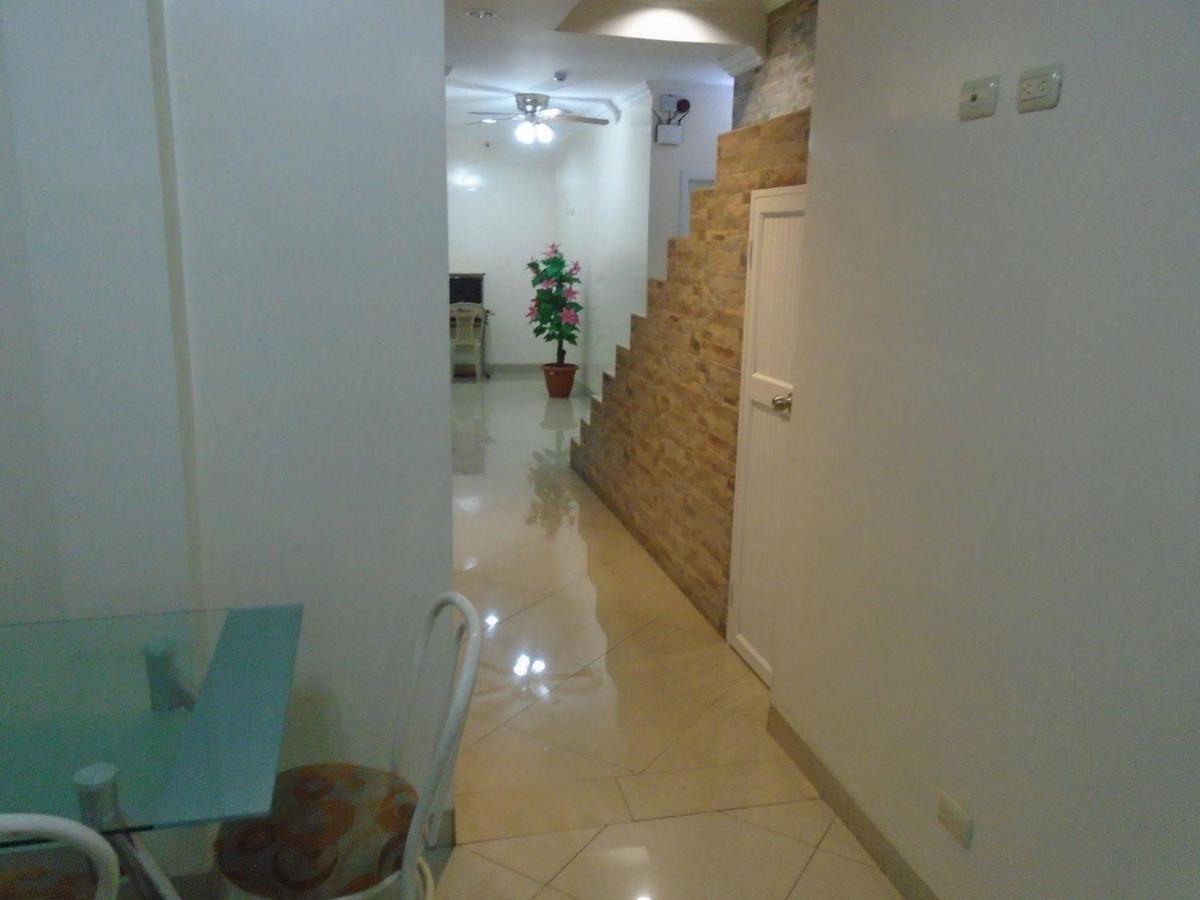 Hotel Jeshua Simmonds Guayaquil Exterior foto