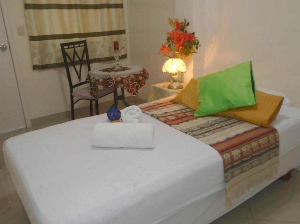 Hotel Jeshua Simmonds Guayaquil Exterior foto