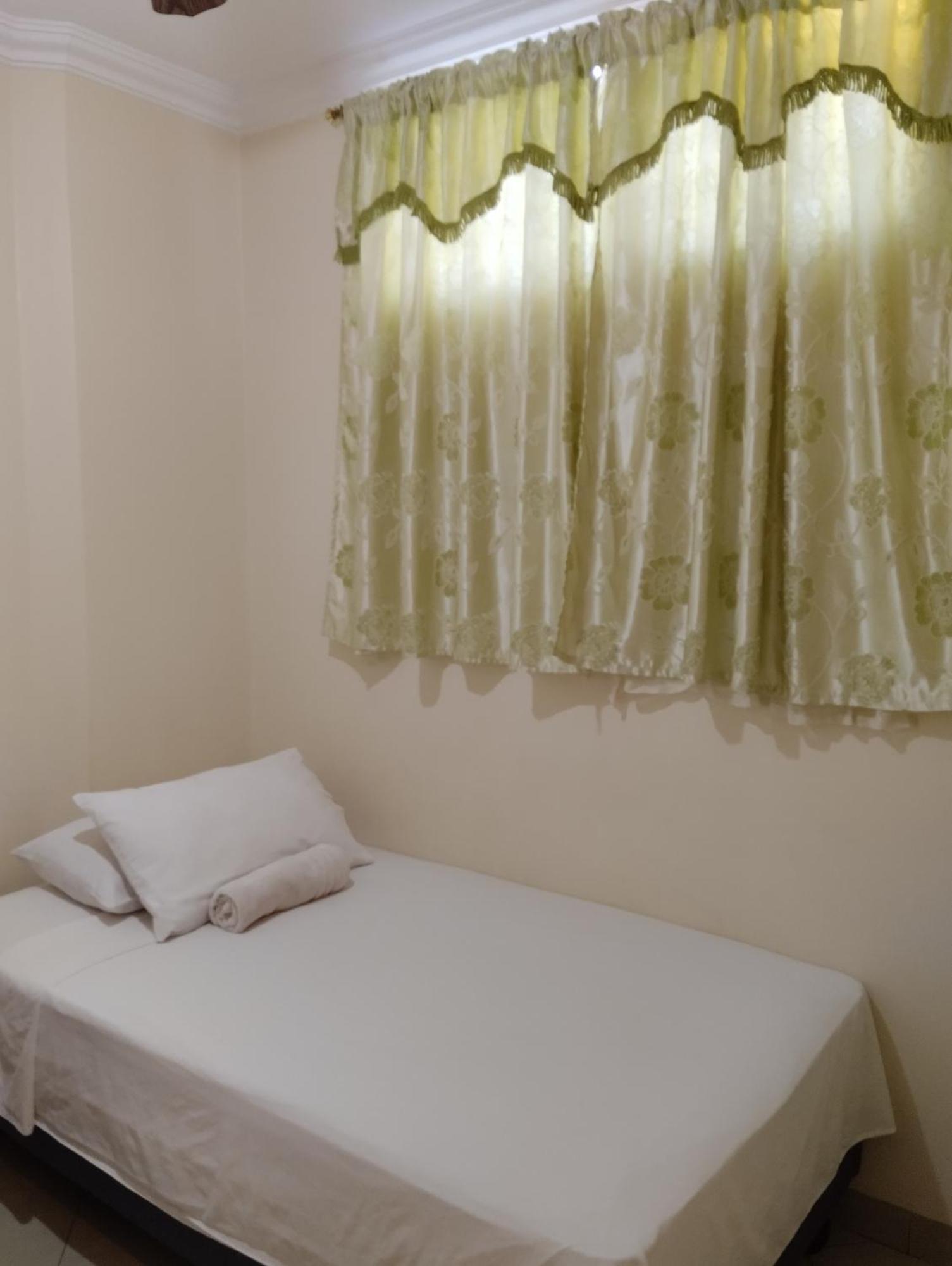 Hotel Jeshua Simmonds Guayaquil Exterior foto