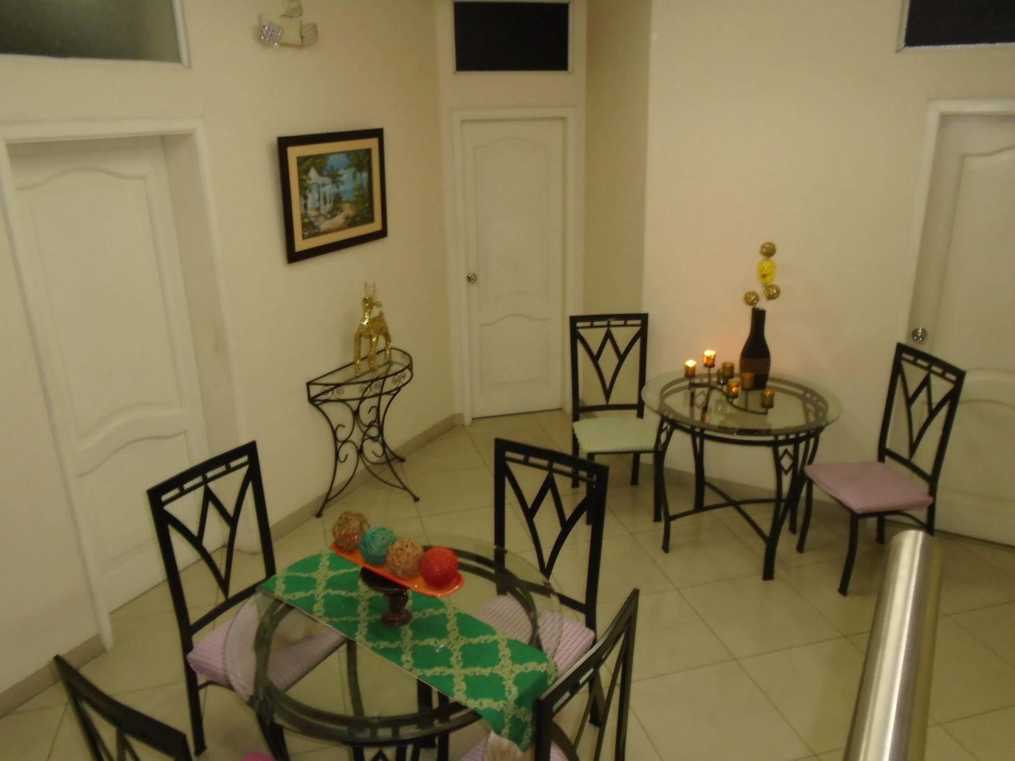 Hotel Jeshua Simmonds Guayaquil Exterior foto